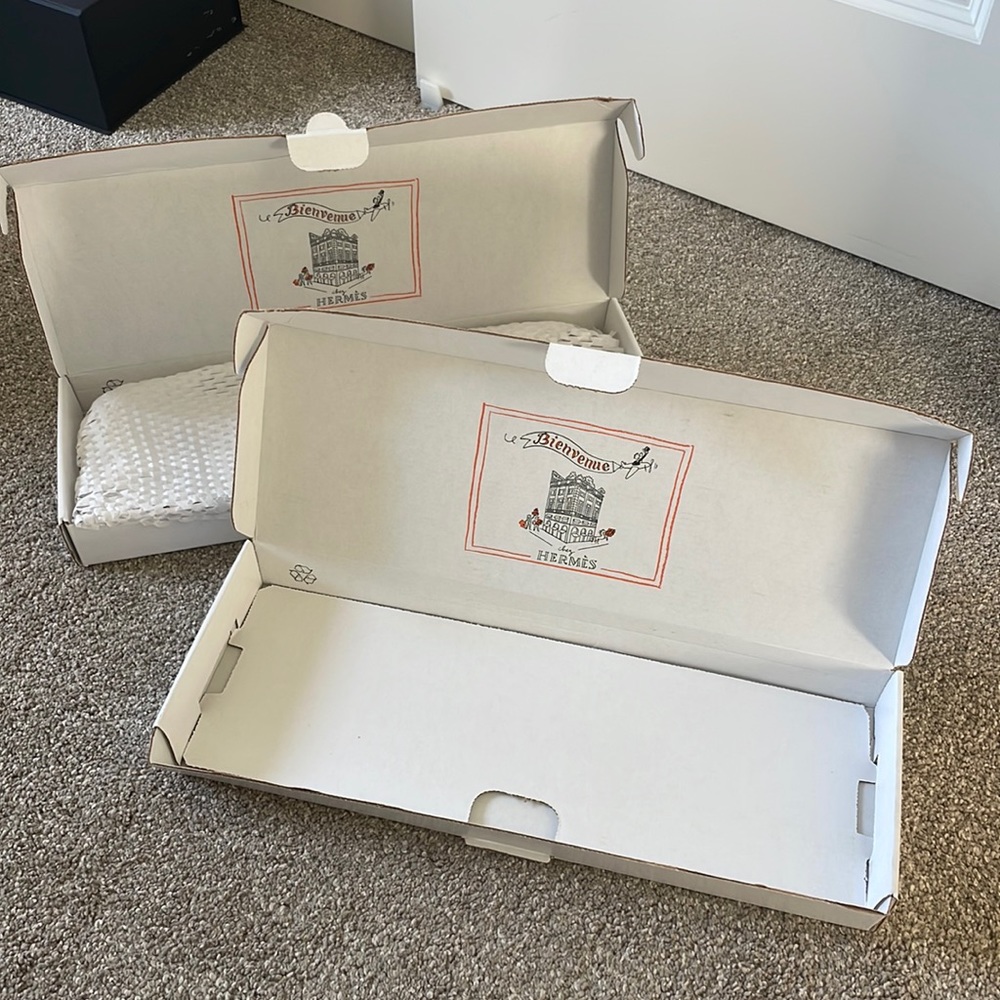 Hermes white empty box, medium, # 2